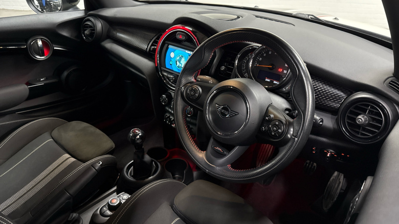 MINI Hatchback 2.0 Cooper S Sport II 3dr Petrol Hatchback